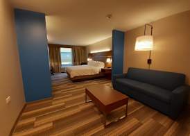 Holiday Inn Express Trincity by IHG 3