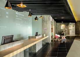 Ibis Makassar City Center 2
