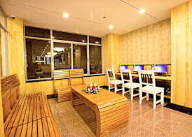 Golden Rain 2 Hotel Nha Trang Beach 3