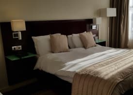 Prom Hotel 5
