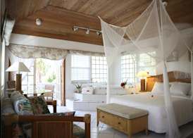 Tingum Village Hotel 4