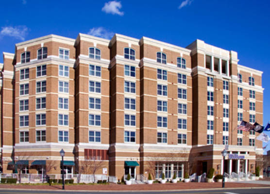 Hilton Alexandria Old Town 1