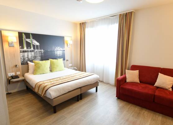 Appart-Hôtel Mer & Golf City Bordeaux Bassins À Flot 1
