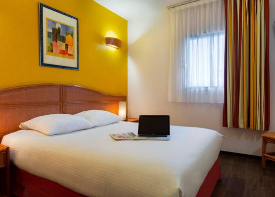 B&B HOTEL Strasbourg Aéroport 1