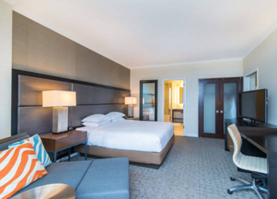 DoubleTree by Hilton San Diego Mission Valley 1