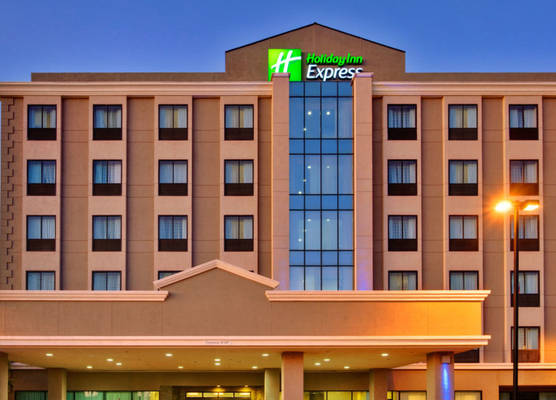 Holiday Inn Express LOS ANGELES - LAX AIRPORT by IHG 1