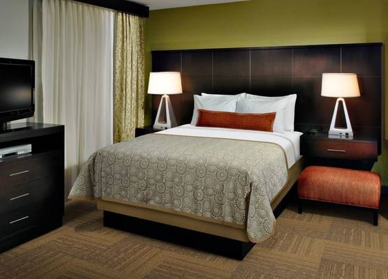 Staybridge Suites ANN ARBOR - UNIV OF MICHIGAN by IHG 1