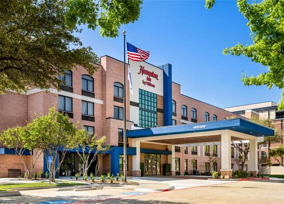 Hampton Inn by Hilton Addison Dallas 1