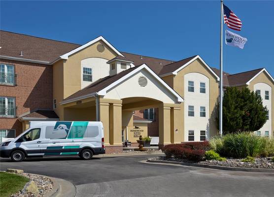 Homewood Suites by Hilton Kansas City-Airport 1