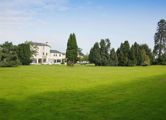 Mercure Maidstone Great Danes Hotel 1