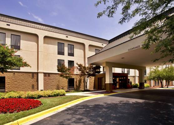 Hampton Inn Bowie 1