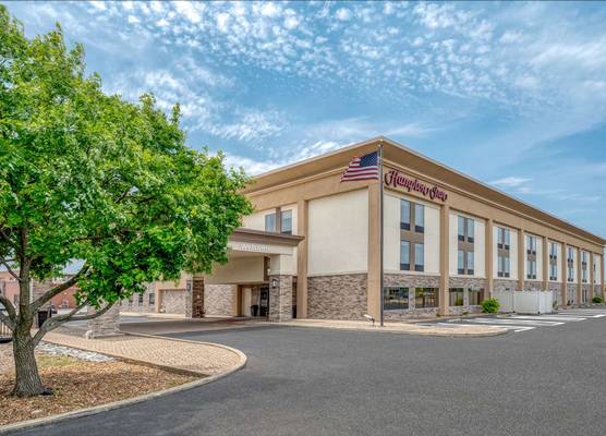 Hampton Inn Collinsville 1