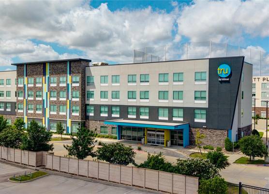 Tru By Hilton The Colony 1