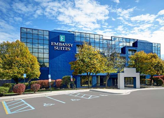 Embassy Suites by Hilton Detroit - Livonia/Novi 1