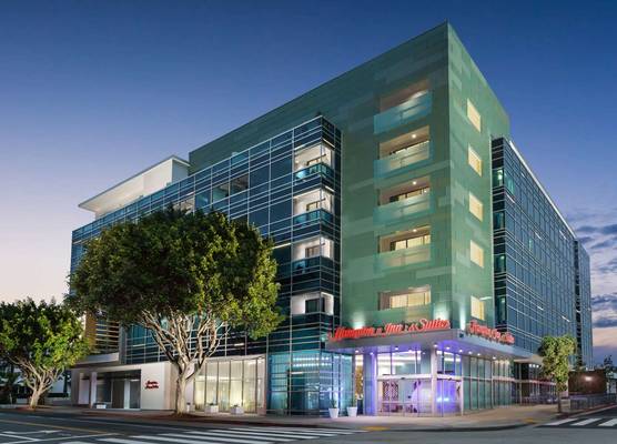 Hampton Inn & Suites Santa Monica 1