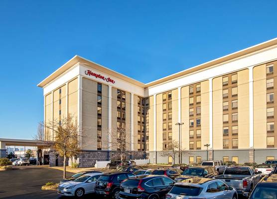 Hampton Inn Boston-Logan Airport 1
