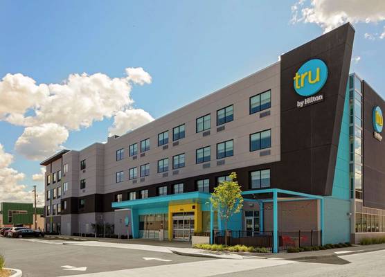 Tru By Hilton Cleveland Midtown 1