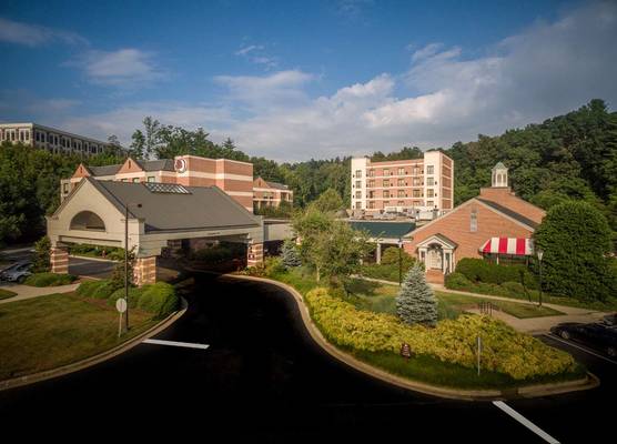 DoubleTree by Hilton Asheville - Biltmore 1