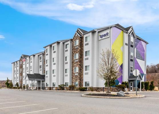 Spark by Hilton Wilkes Barre 1