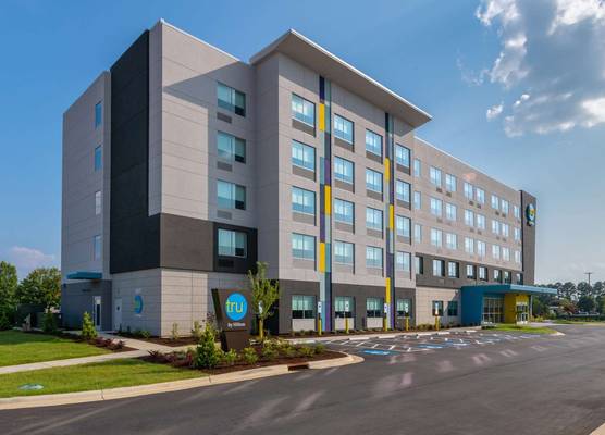 Tru By Hilton Fayetteville Fort Bragg 1
