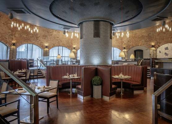 DoubleTree by Hilton Bristol City Centre 1