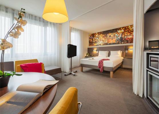 Novotel Suites Paris CDG Airport Villepinte 1