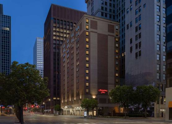 Hampton Inn Cleveland-Downtown 1