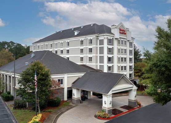 Hampton Inn & Suites Alpharetta 1