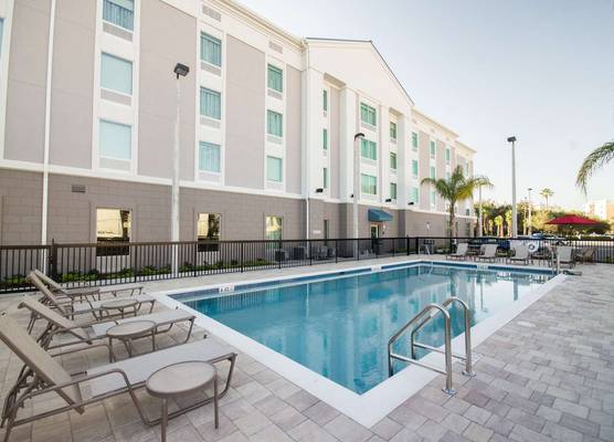 Hampton Inn & Suites Orlando near SeaWorld 1