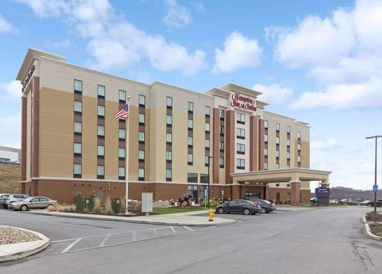 Hampton Inn & Suites Morgantown / University Town Centre 1