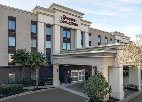 Hampton Inn & Suites Clinton - I-26 1