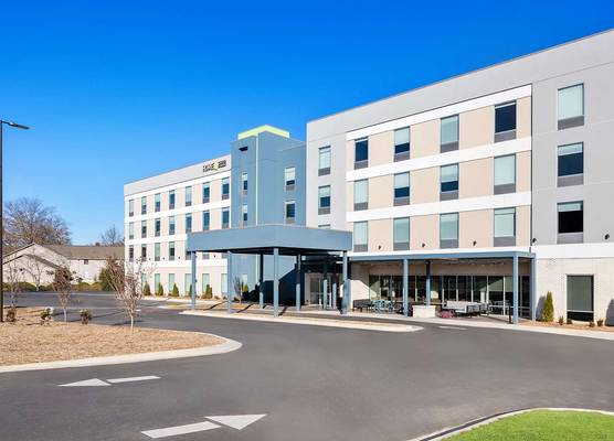 Home2 Suites By Hilton Hendersonville 1
