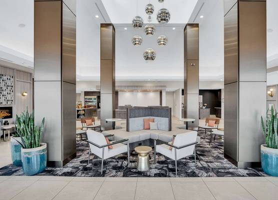 Hilton Garden Inn Toronto/Brampton 1