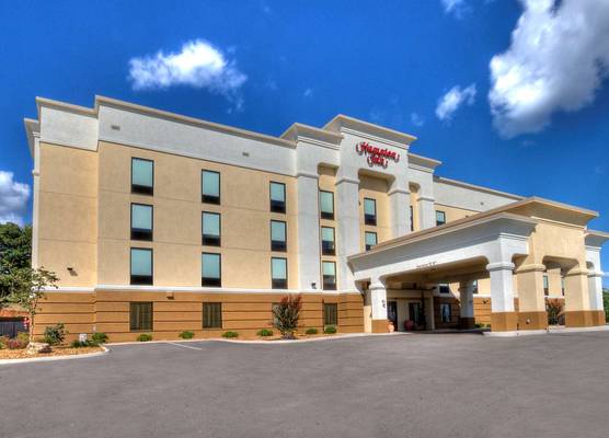 Hampton Inn Cookeville, TN 1