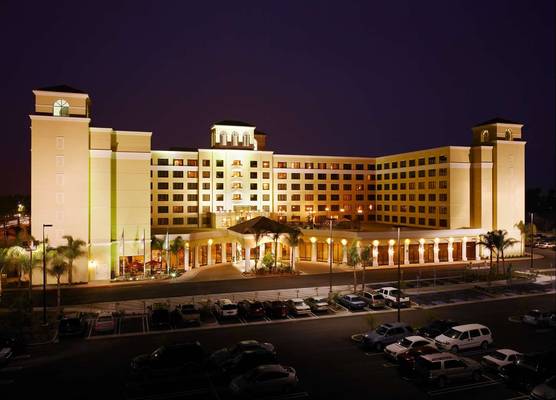 DoubleTree Suites by Hilton Anaheim Resort-Convention Center 1