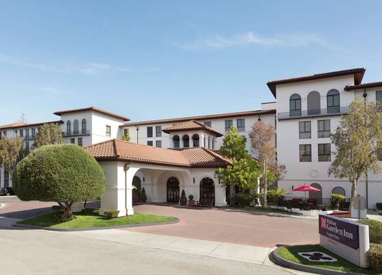 Hilton Garden Inn Cupertino 1
