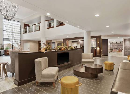 DoubleTree by Hilton McLean Tysons 1
