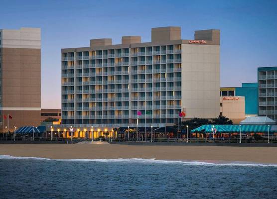 Hampton Inn Virginia Beach-Oceanfront South 1
