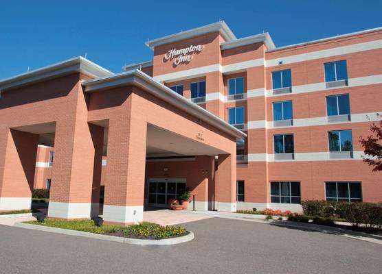 Hampton Inn Hampton-Newport News 1