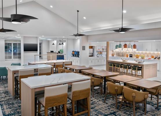 Homewood Suites by Hilton Orlando-Nearest to Universal Studios 1