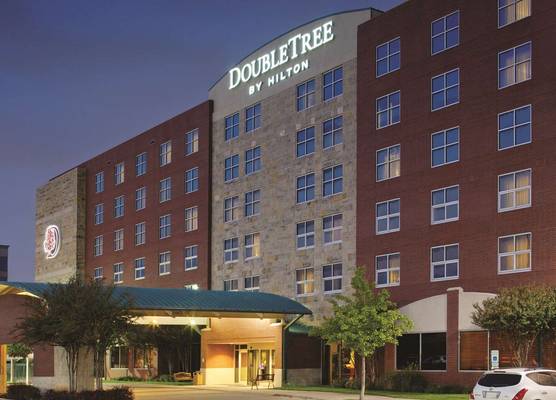 DoubleTree by Hilton Dallas - Farmers Branch 1