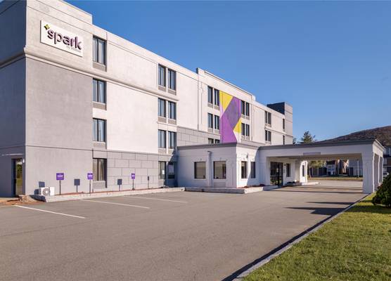 Spark by Hilton Fishkill 1