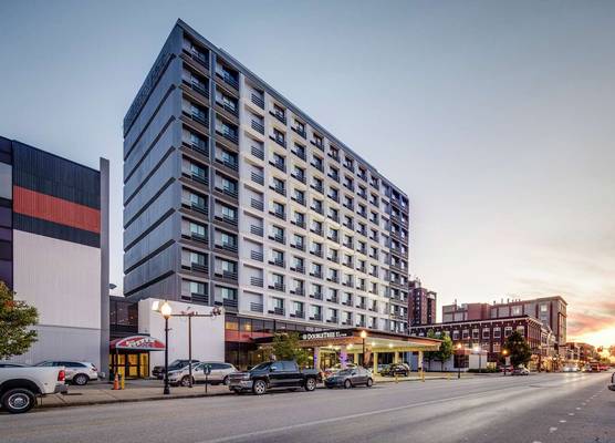 DoubleTree by Hilton Huntington, WV 1