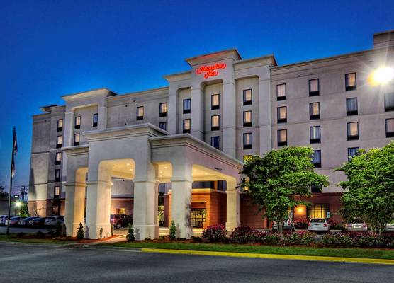 Hampton Inn Roanoke Rapids 1