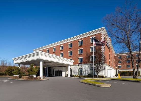 Hampton Inn & Suites Rockville Centre 1