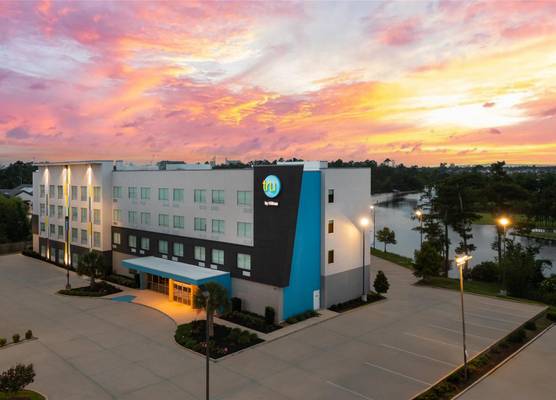 Tru by Hilton Lake Charles 1