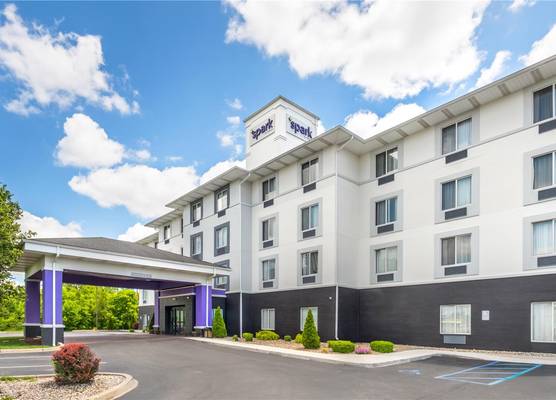 Spark by Hilton Shepherdsville Louisville South 1