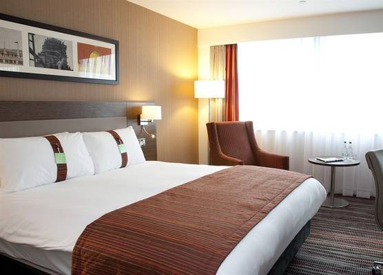 Holiday Inn LONDON - WEMBLEY by IHG 1