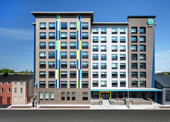Tru By Hilton Baltimore Harbor East 1