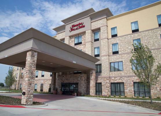 Hampton Inn and Suites by Hilton McKinney 1